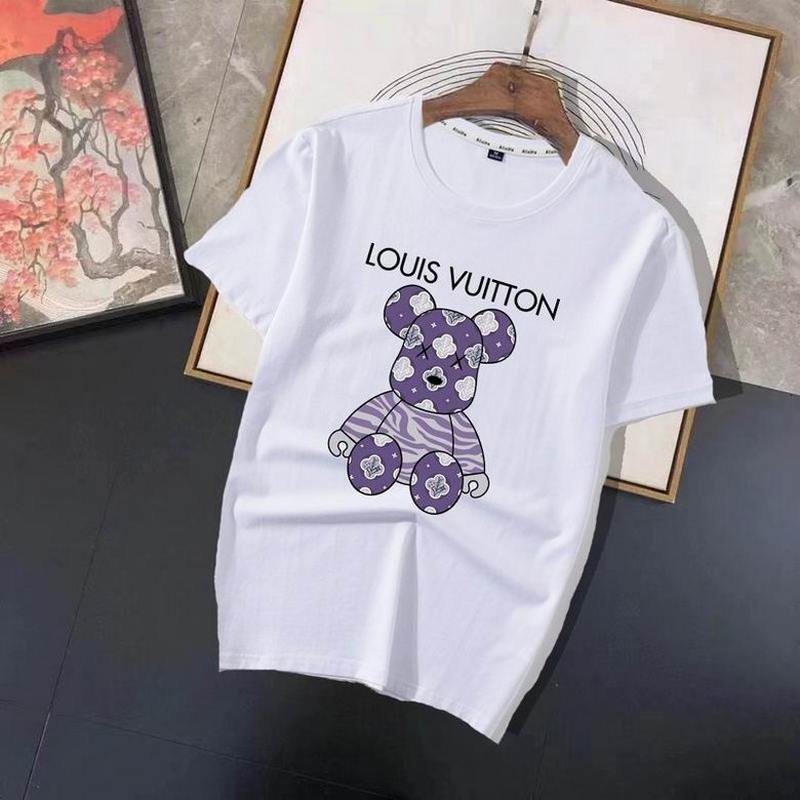 Louis Vuitton Men's T-shirts 1831